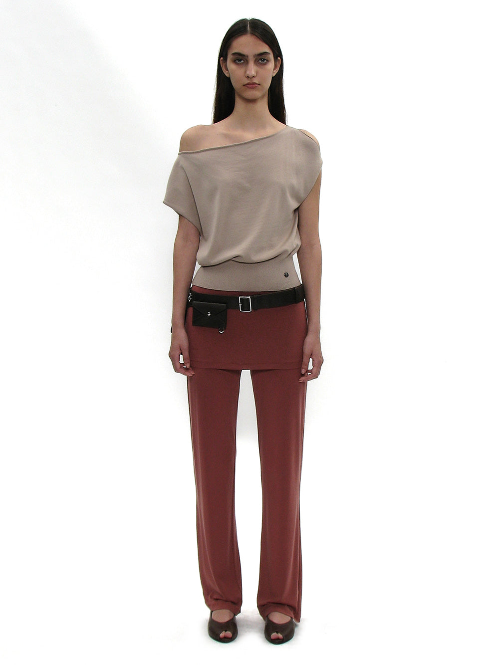 Slit Off-Shoulder Knit Top Dusty Beige – PARTIMENTO WOMEN – London UK | YUGU