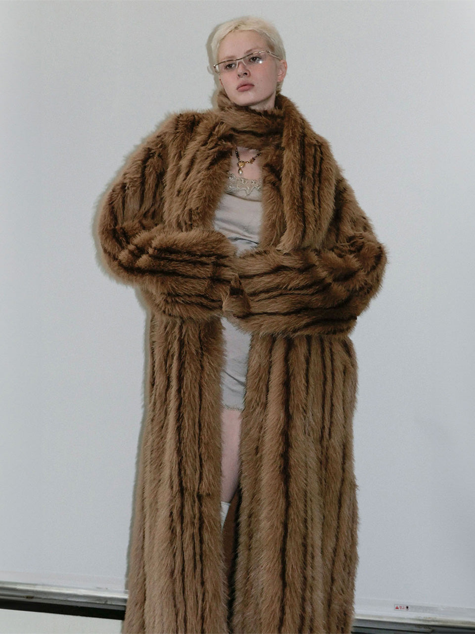 Reversible Faux Mouton Coat – SCULPTOR – London UK | YUGU