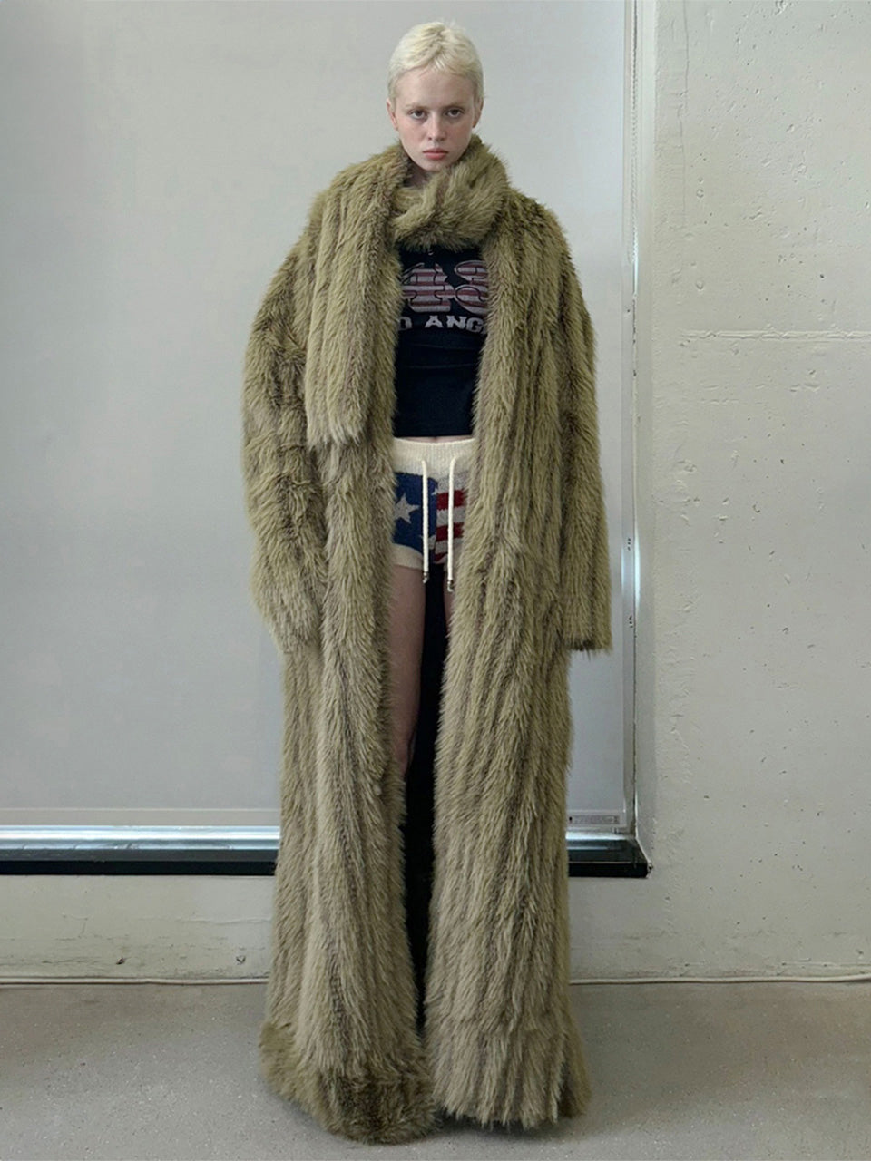 Reversible Faux Mouton Coat – SCULPTOR – London UK | YUGU