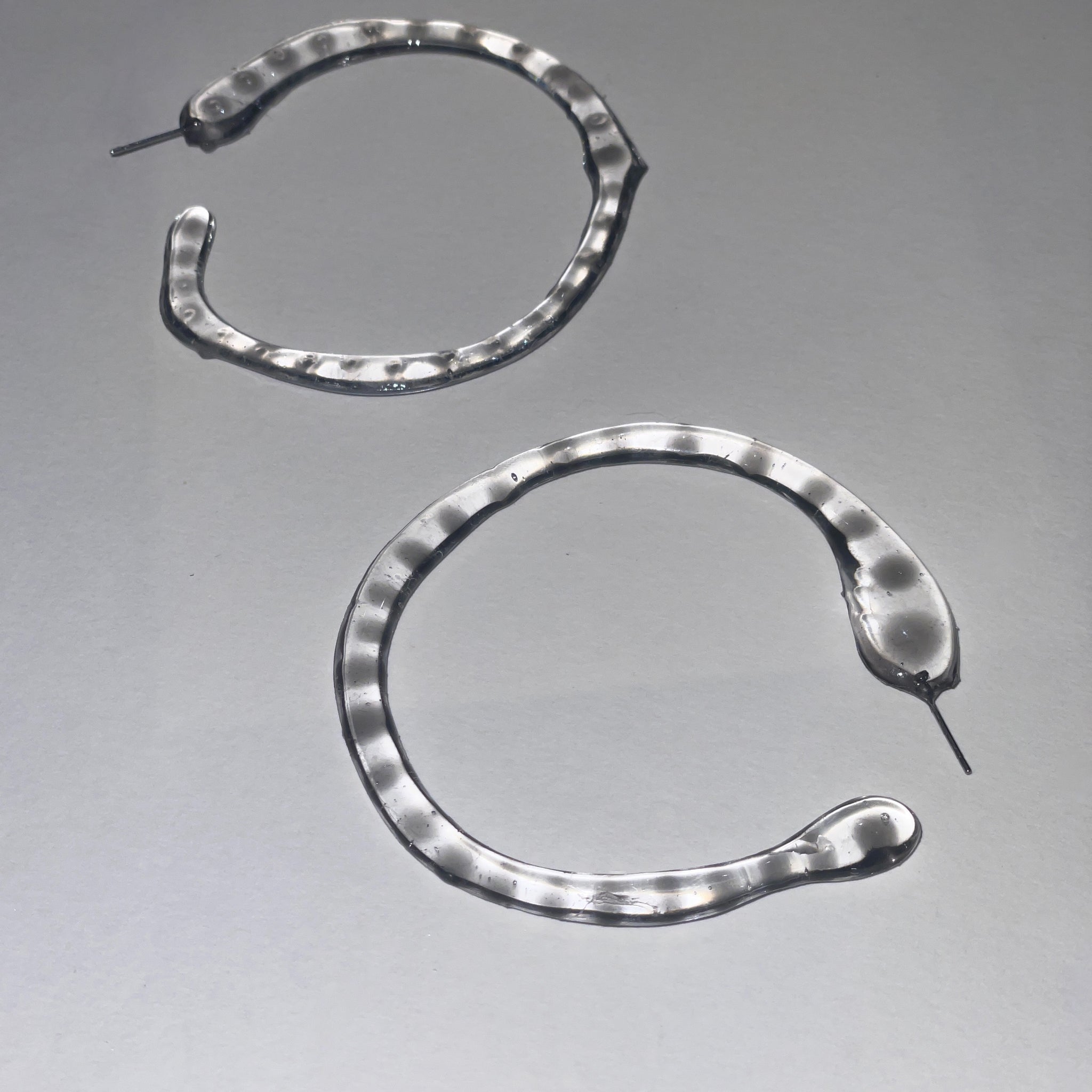 VICAPEDIA Clear Snake Hoops – VICAPEDIA – London UK | YUGU