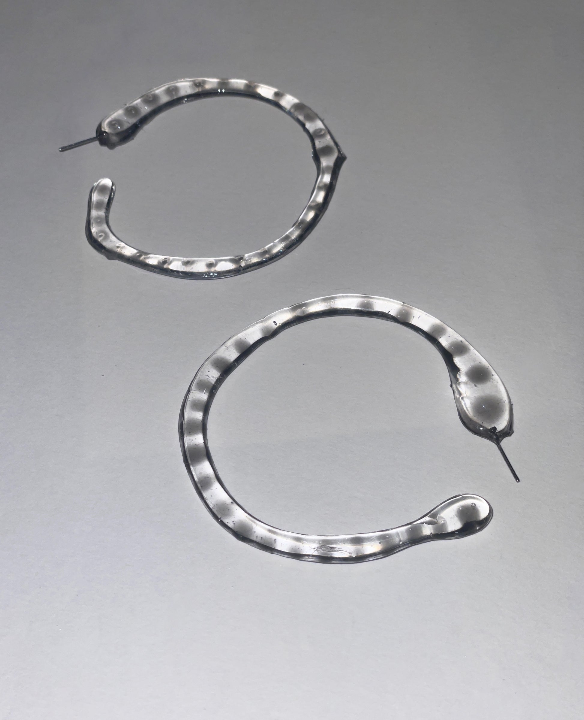 VICAPEDIA Clear Snake Hoops – VICAPEDIA – London UK | YUGU