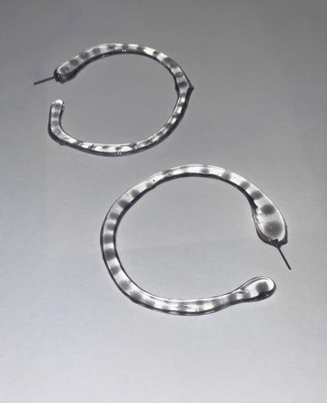 VICAPEDIA Clear Snake Hoops – VICAPEDIA – London UK | YUGU