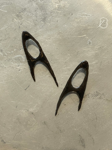 VICAPEDIA Black Spectra Earrings – VICAPEDIA – London UK | YUGU